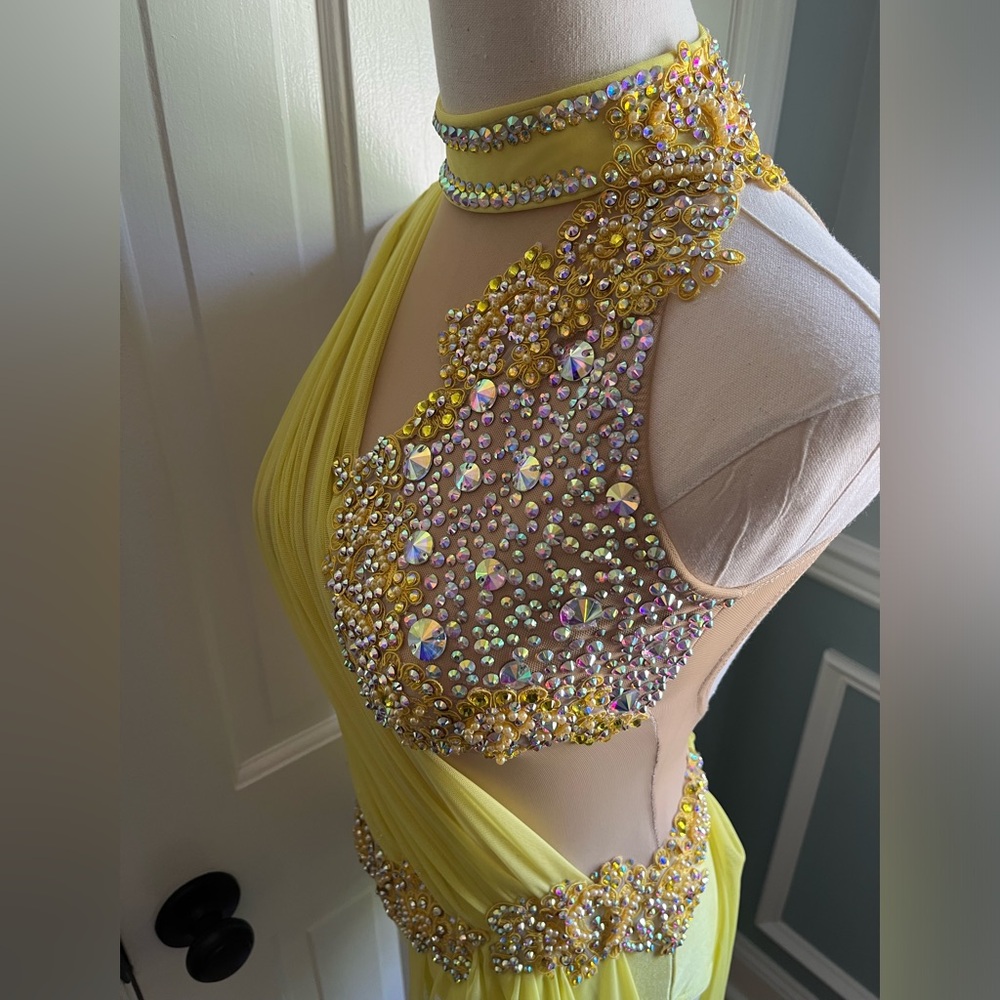Costume - Custom Made Lyrical / Contemporary Dance - EXTREMELY RARE to find NEW! - Picture 13 of 13